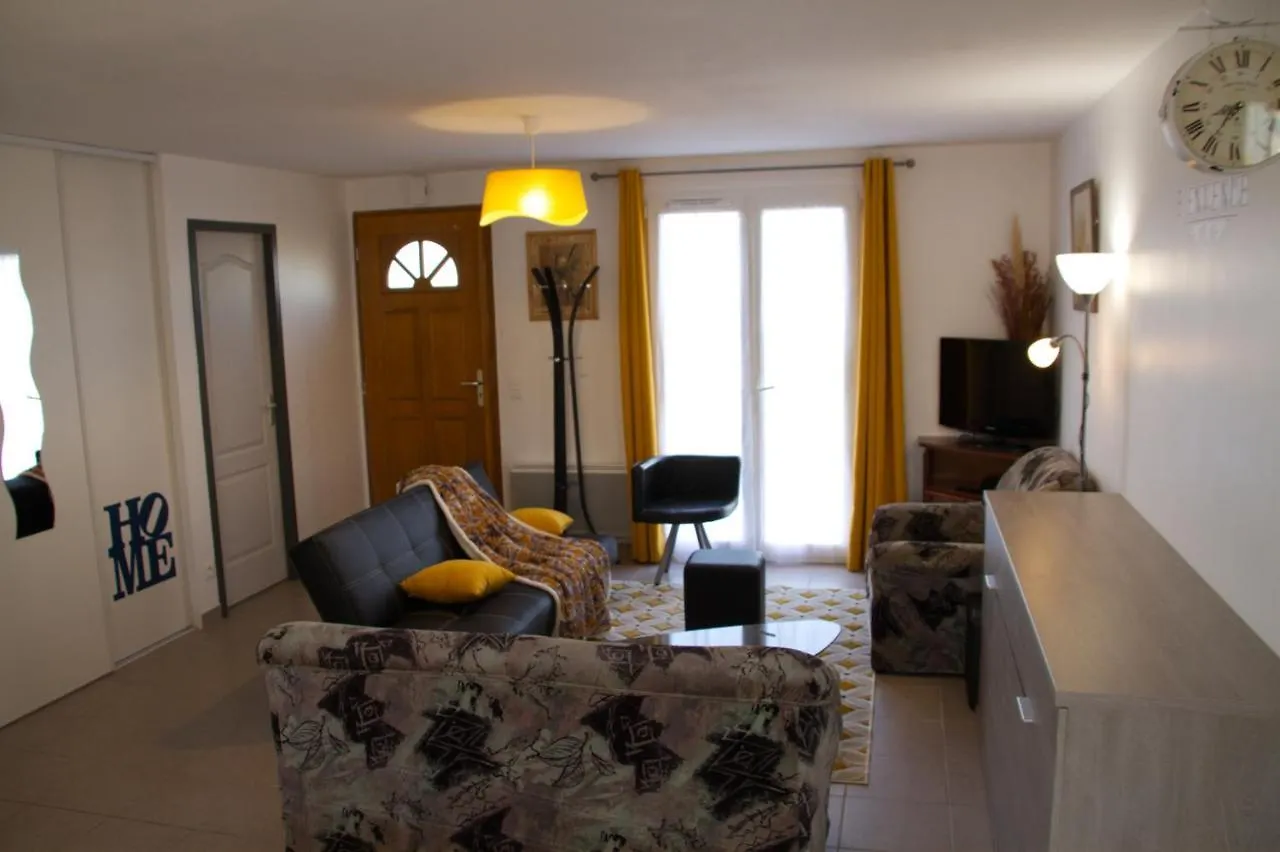 Villa Les lauriers de Lomagne à Lavit